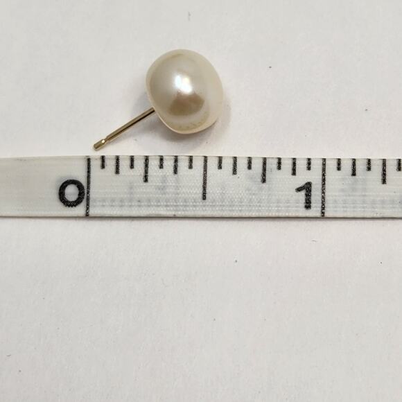 Cultured Freshwater Cream Pearl 14k Yellow Gold Stud Earrings Signed Classic - Picture 7 of 8